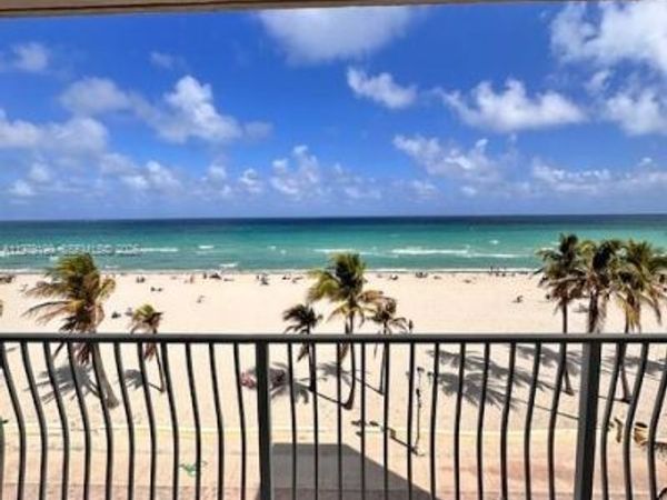 300 Oregon St , Unit 403, Hollywood, FL 33019