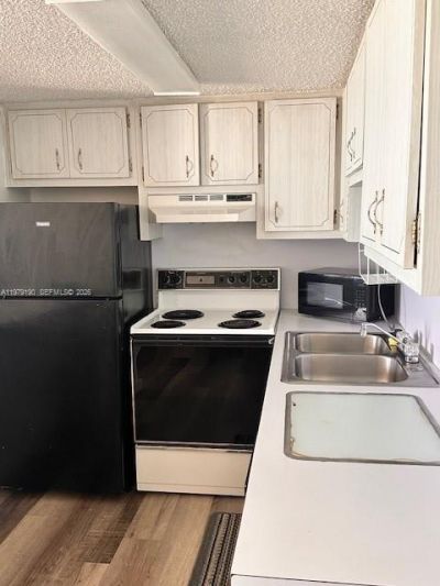 300 Oregon St , Unit 403, Hollywood, FL 33019 Photo