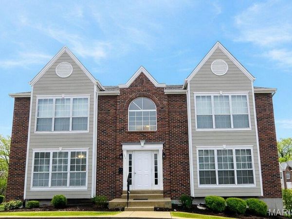 1344 Highland Oaks Drive, Unit A, Ballwin, MO 63021