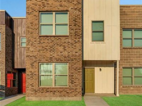 1716 Galveston Avenue, Fort Worth, TX 76110