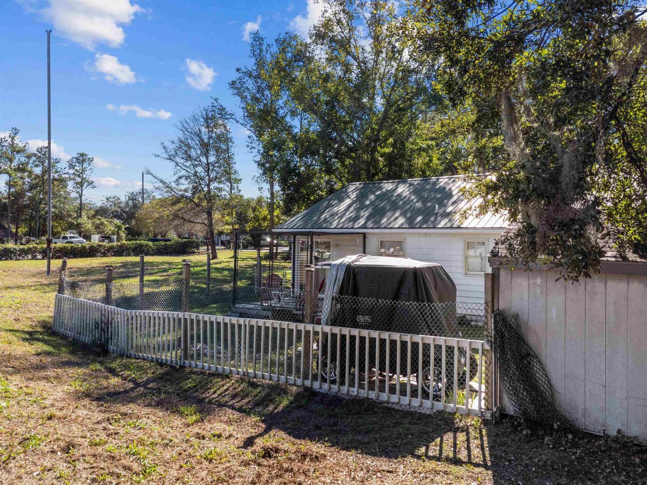 1020 Hunter Ave. Photo 17