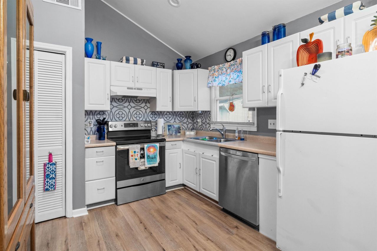 1020 Hunter Ave. Photo 6