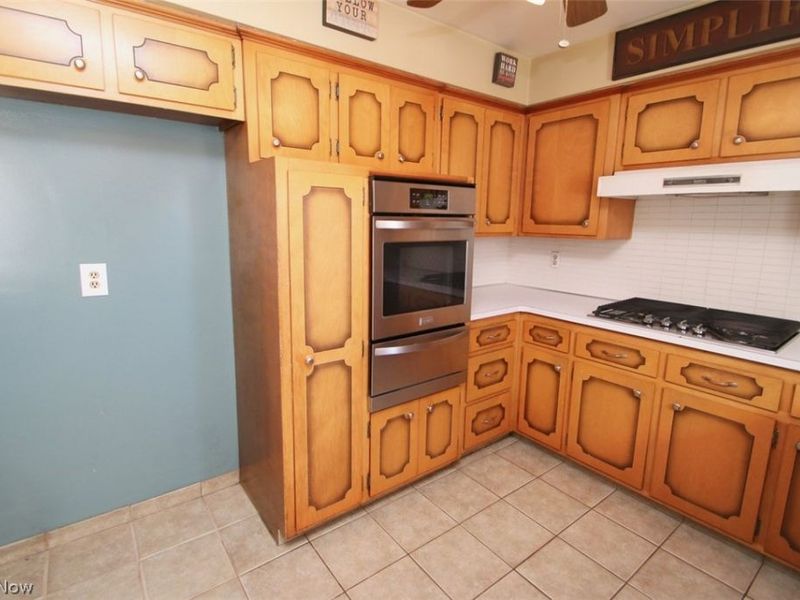 940 Talmadge Avenue, Wickliffe, OH 44092 Photo 11