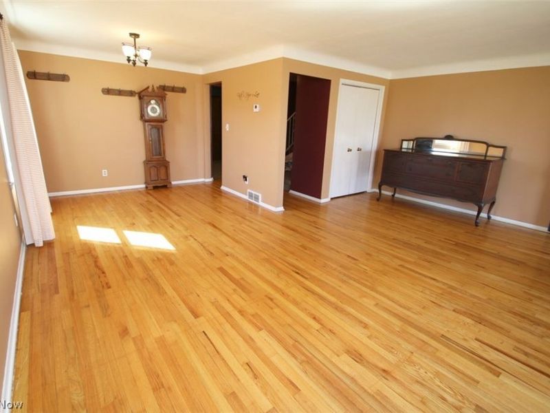 940 Talmadge Avenue, Wickliffe, OH 44092 Photo 7