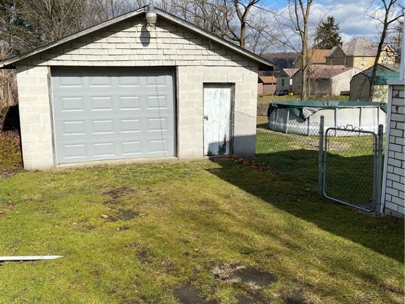 38 John Street, Struthers, OH 44471 Photo 5