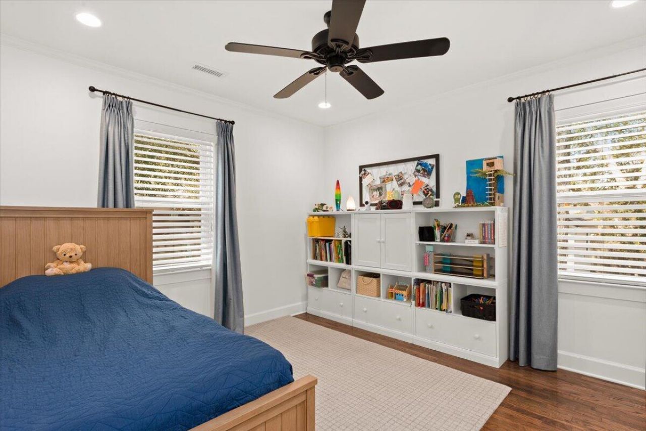 206 Freeman Street Photo 21