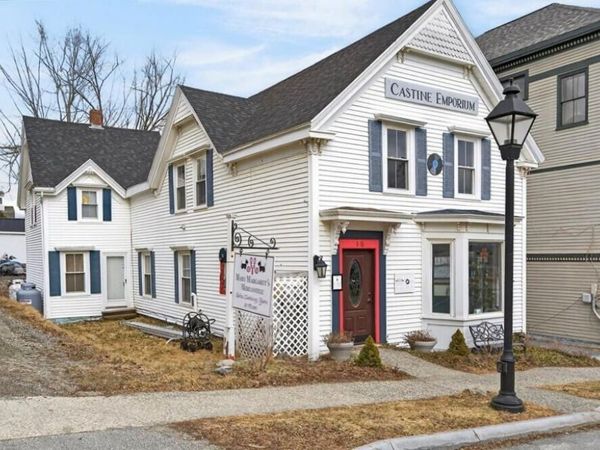 15 Main Street, Castine, ME 04421