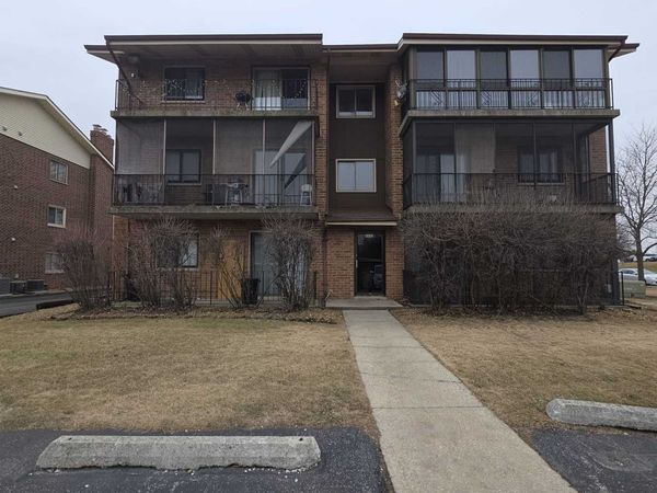 9950 Treetop Drive , Unit 340S, Orland Park, IL 60462