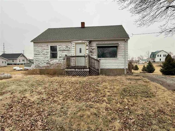 105 J St, Keswick, IA 50136