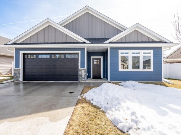 1118 Village Street SE, New Prague, MN 56071