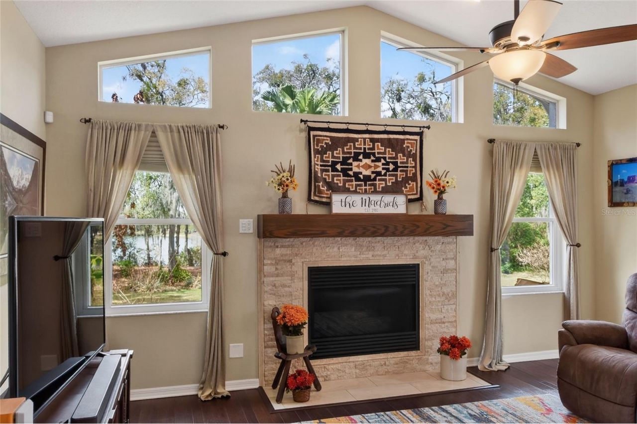 858 Hanover Way , Lakeland, FL 33813 Photo