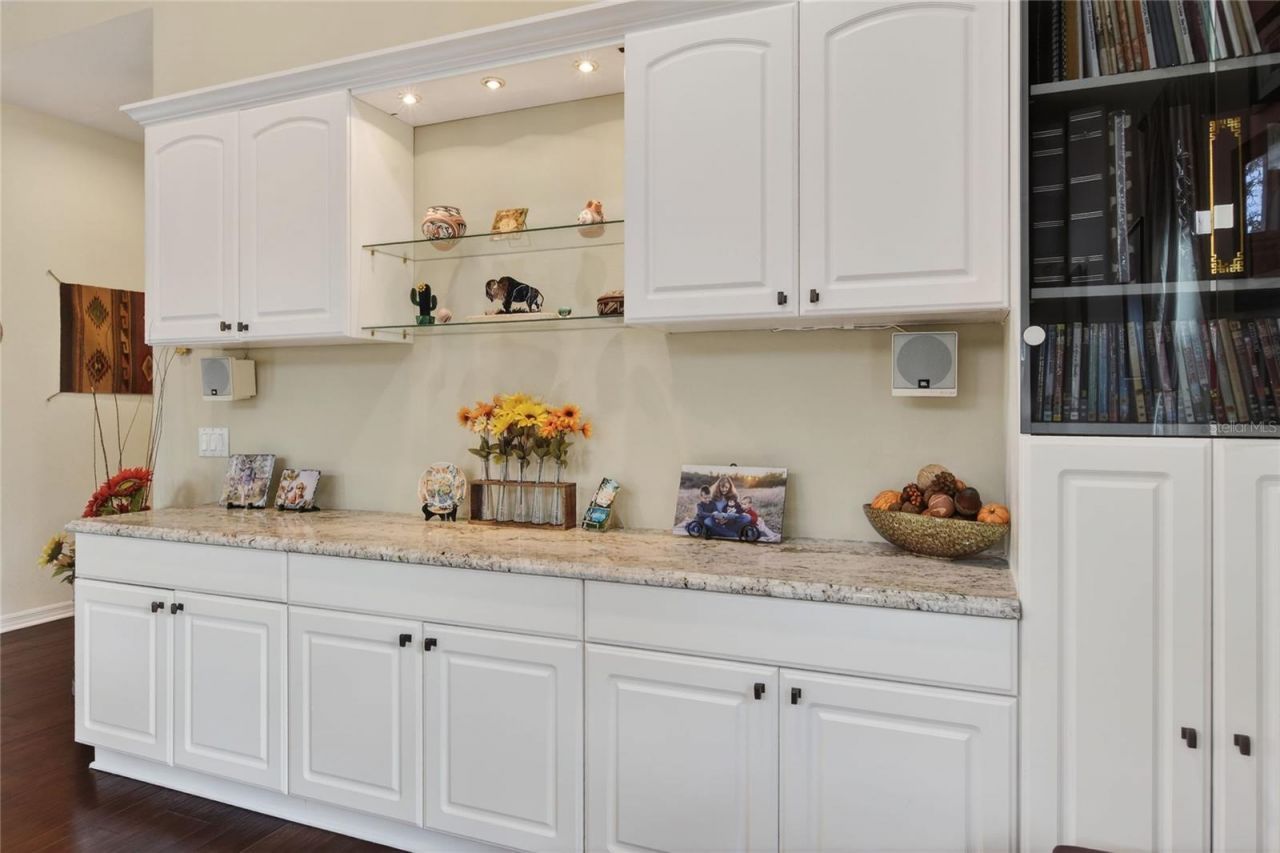 858 Hanover Way , Lakeland, FL 33813 Photo