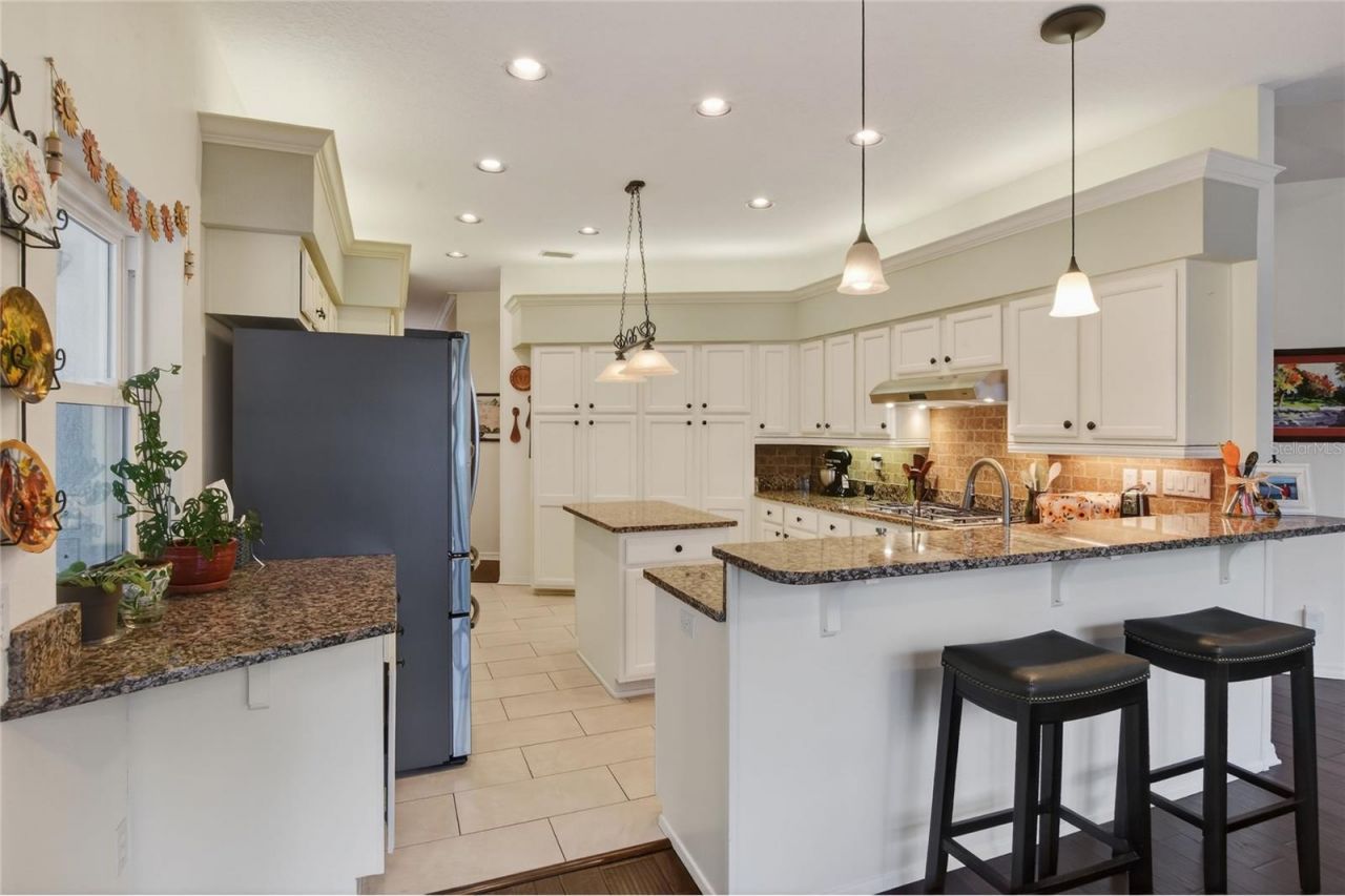 858 Hanover Way , Lakeland, FL 33813 Photo