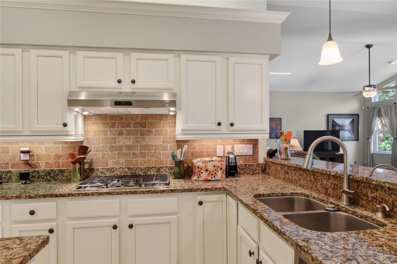 858 Hanover Way , Lakeland, FL 33813 Photo