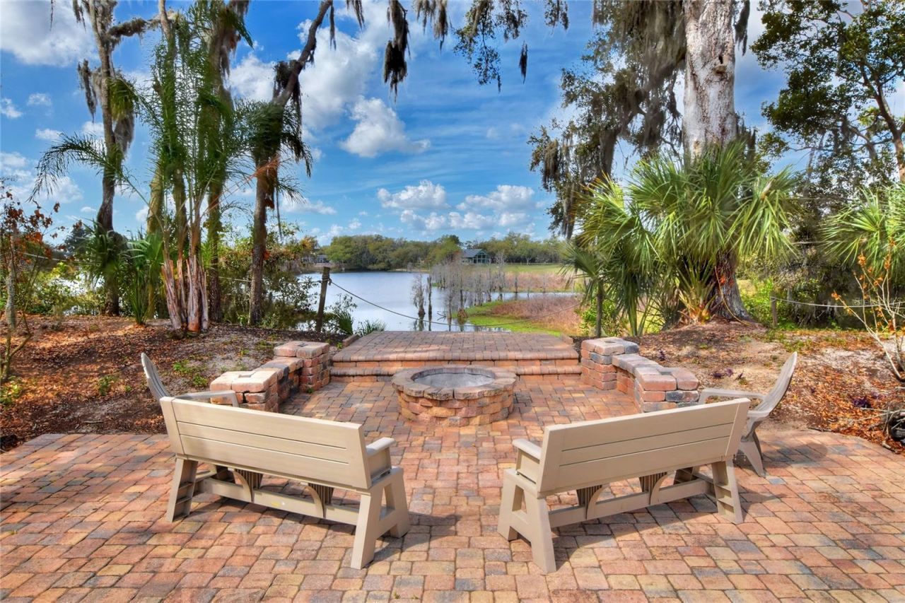 858 Hanover Way , Lakeland, FL 33813 Photo