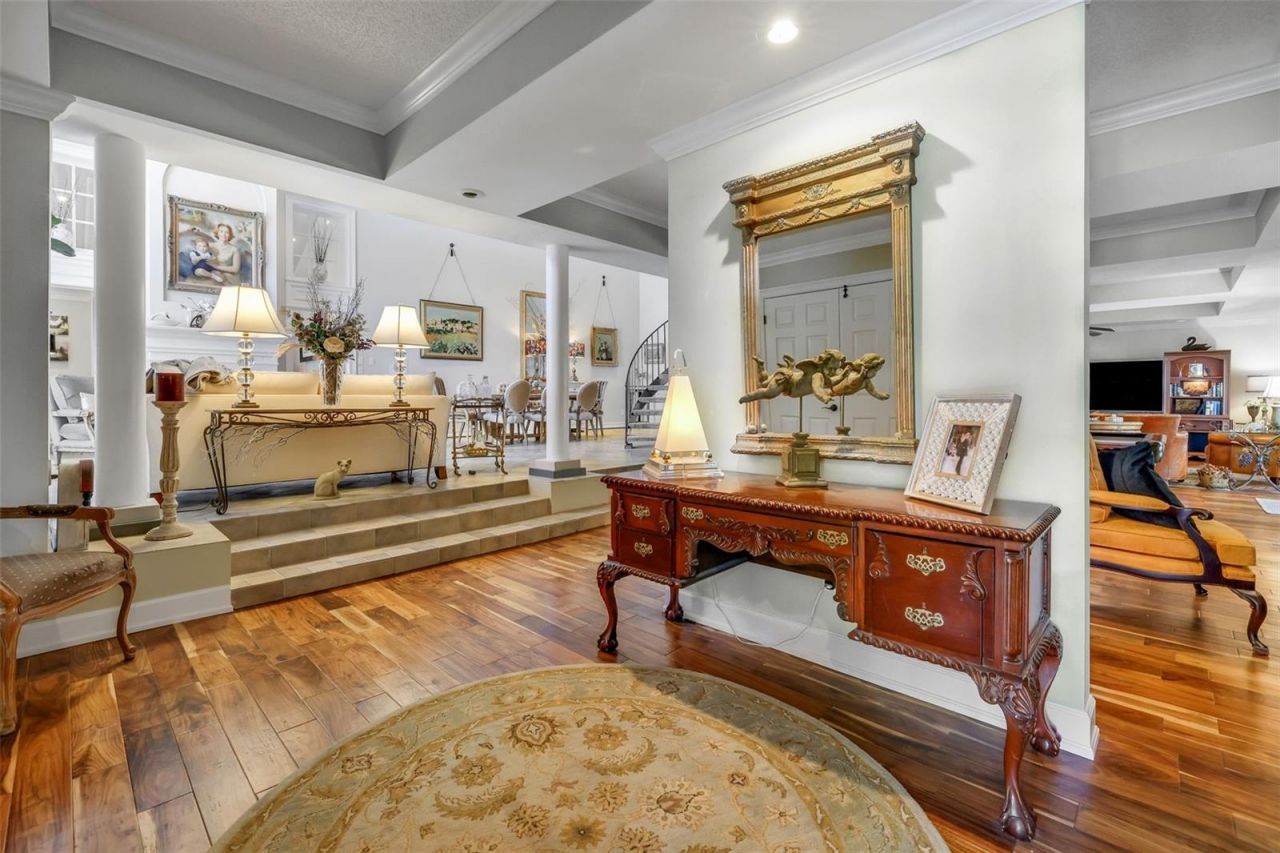 111 Esther Street, New Smyrna Beach, FL 32169 Photo