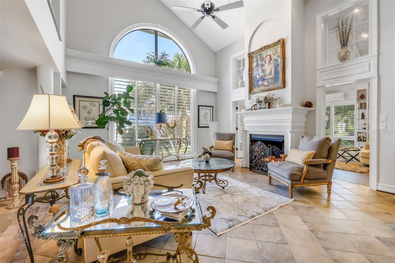 111 Esther Street, New Smyrna Beach, FL 32169 Photo