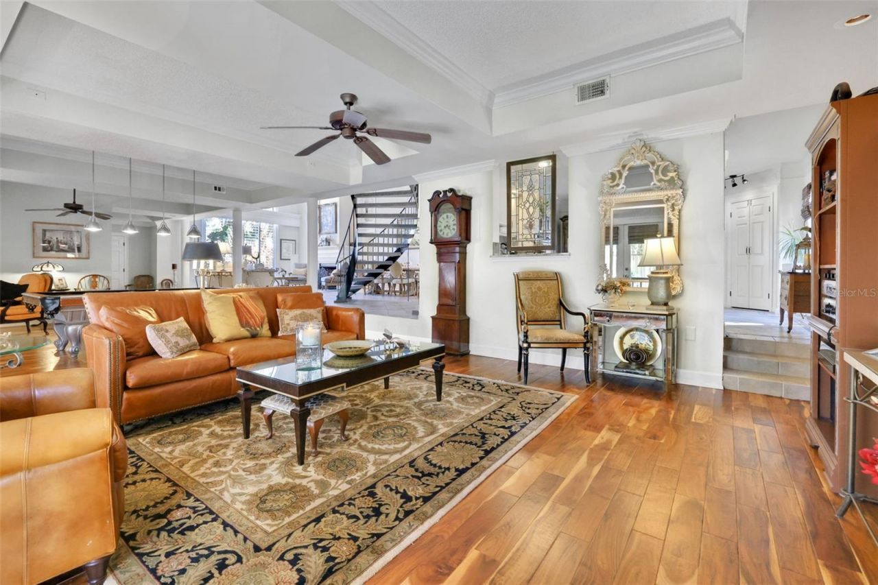 111 Esther Street, New Smyrna Beach, FL 32169 Photo