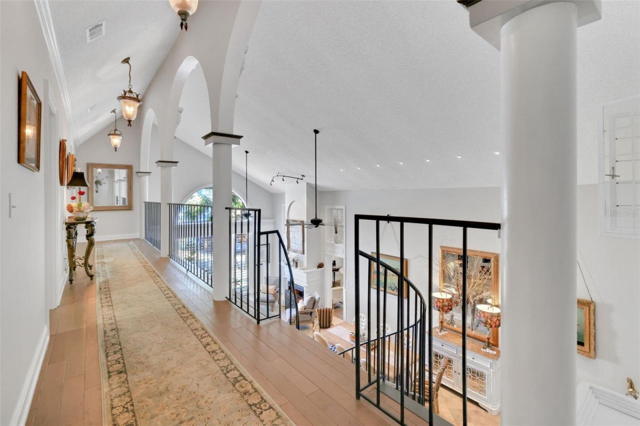 111 Esther Street, New Smyrna Beach, FL 32169 Photo