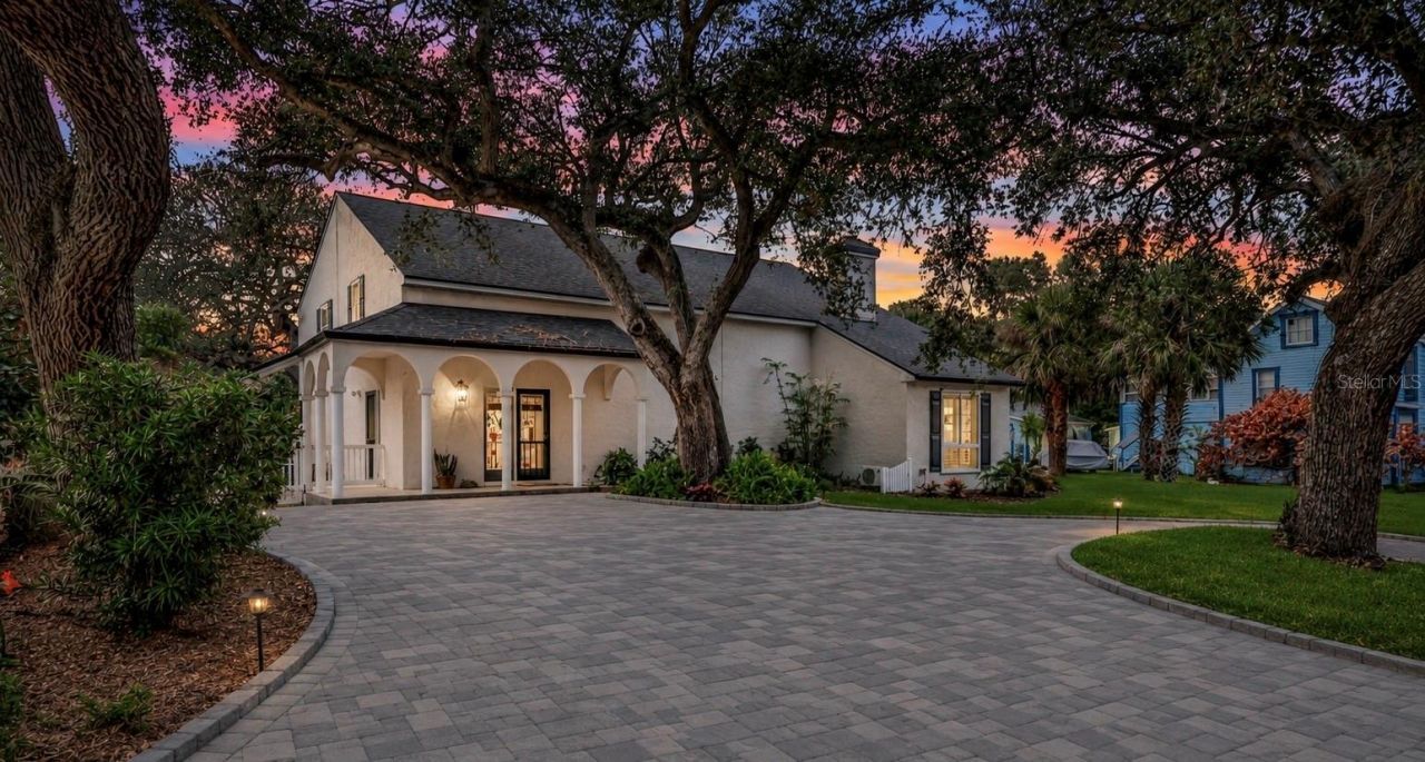 111 Esther Street, New Smyrna Beach, FL 32169 Photo