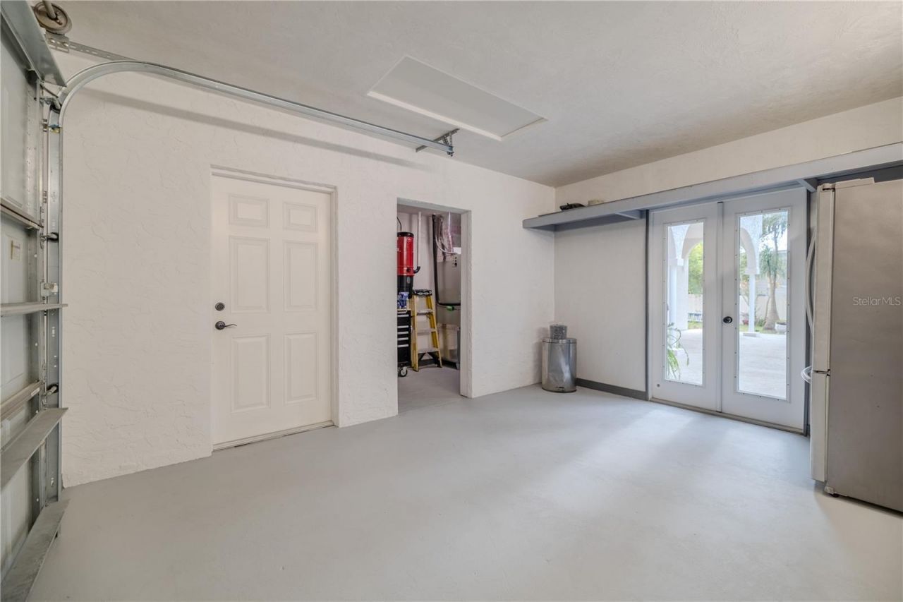 111 Esther Street, New Smyrna Beach, FL 32169 Photo