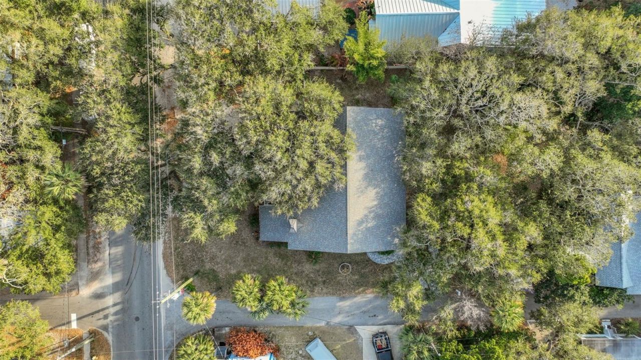 111 Esther Street, New Smyrna Beach, FL 32169 Photo