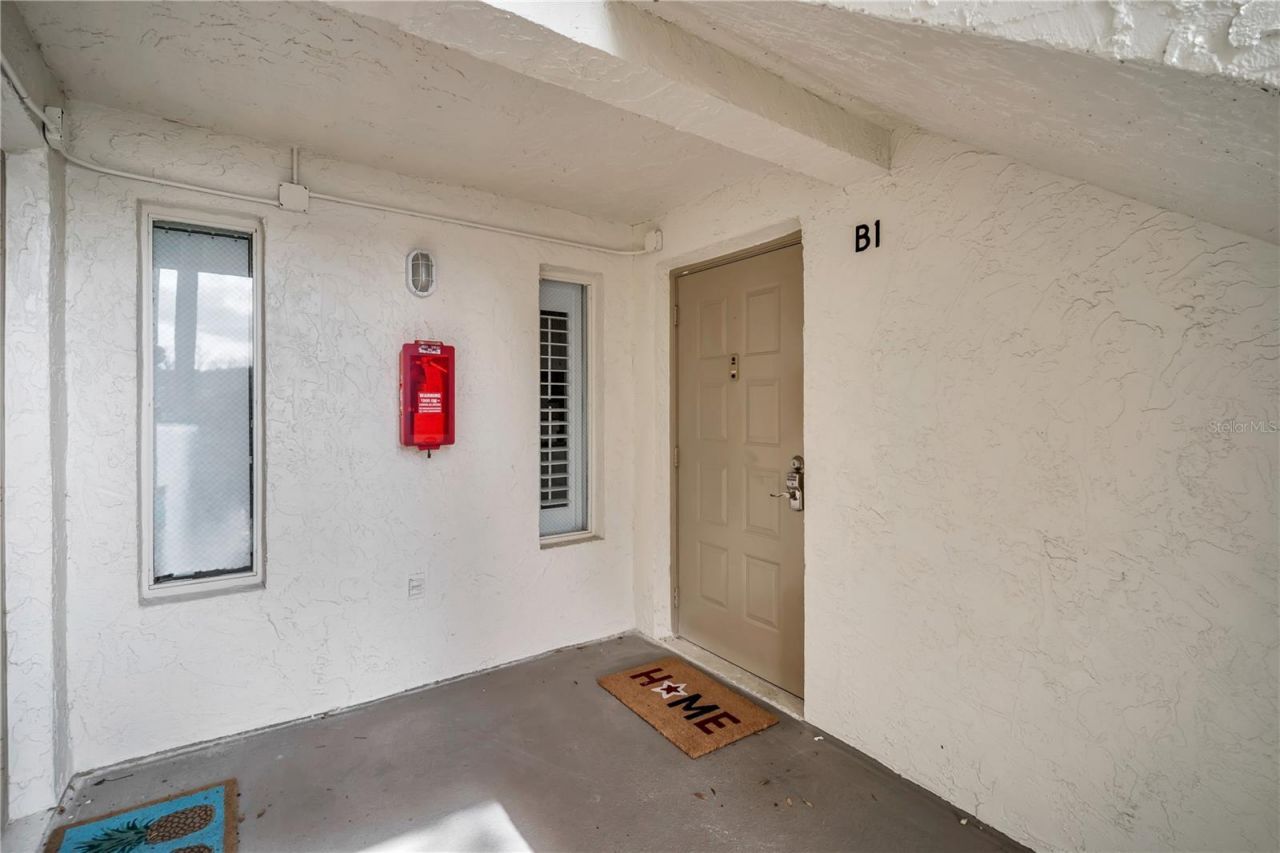 1441 Pine Glen Lane , Unit B1, Tarpon Springs, FL 34688 Photo