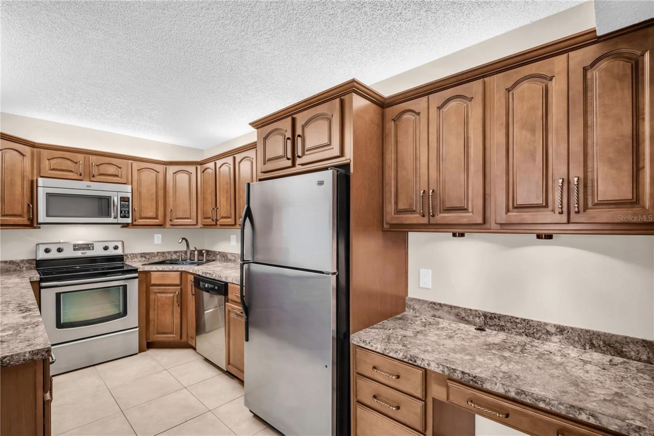 1441 Pine Glen Lane , Unit B1, Tarpon Springs, FL 34688 Photo