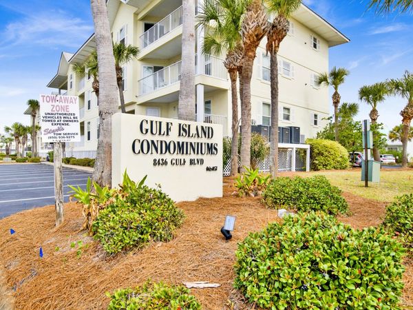 8436 Gulf Boulevard, Unit 634, Navarre, FL 32566
