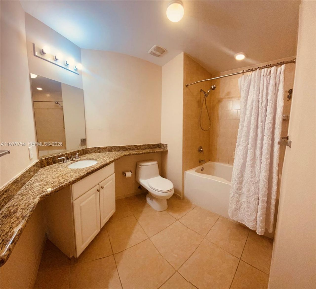 3001 NE 185th St , Unit 534, Aventura, FL 33180 Photo