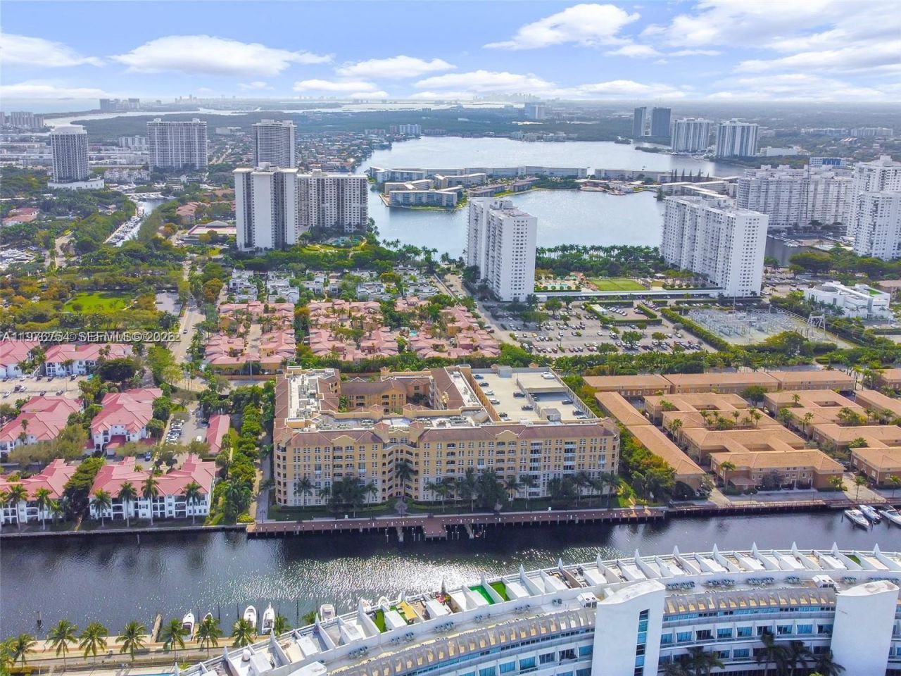 3001 NE 185th St , Unit 534, Aventura, FL 33180 Photo