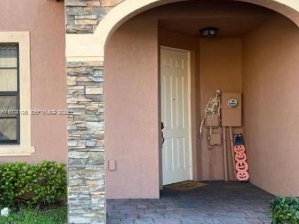 3544 W 88th Ter , Hialeah, FL 33018