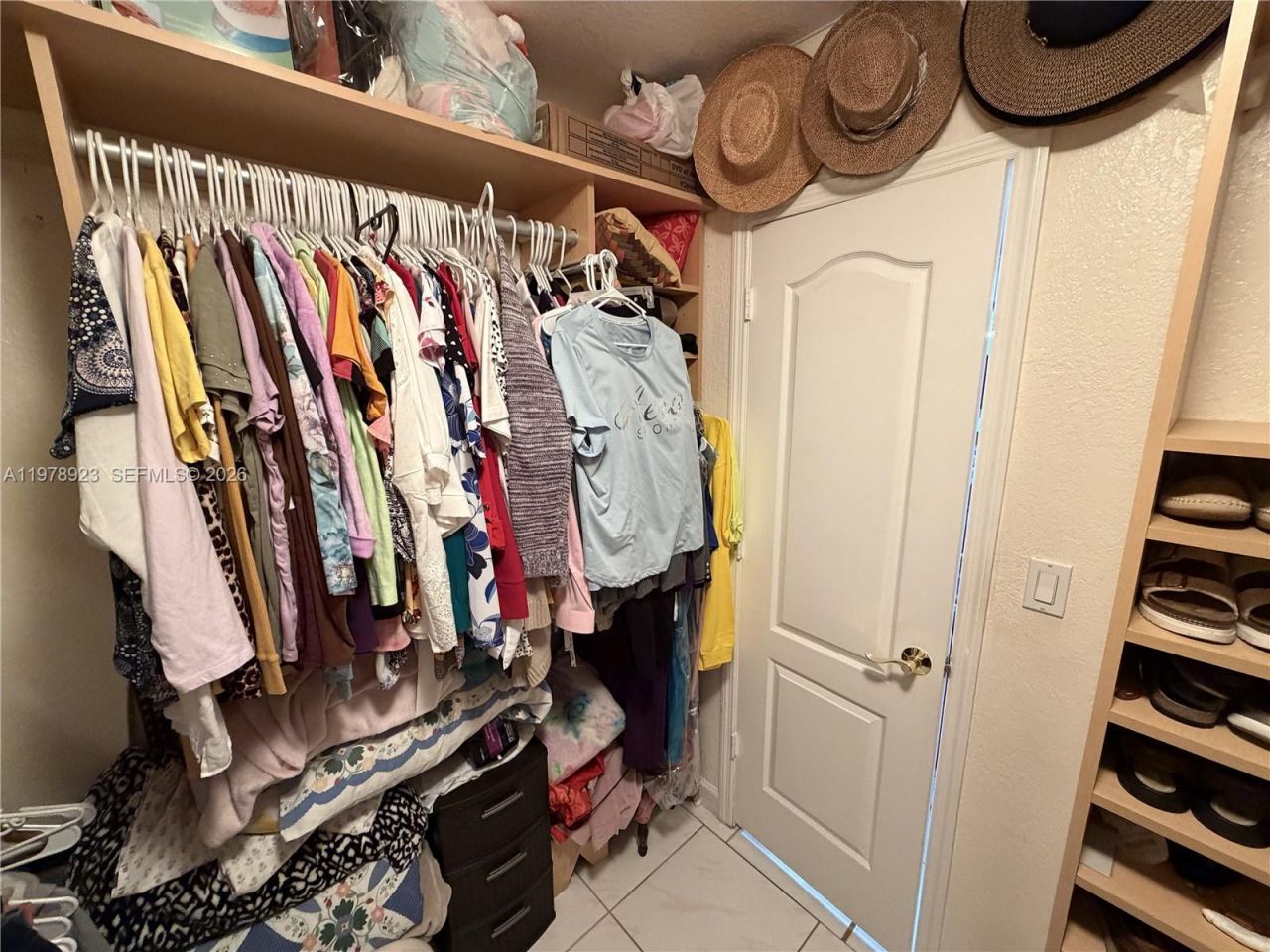 1800 W 54th St , Unit 309, Hialeah, FL 33012 Photo