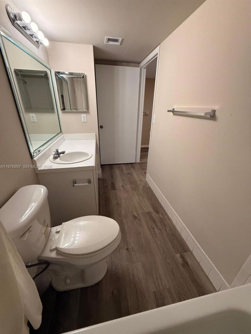 9511 Weldon Cir , Unit G315, Tamarac, FL 33321 Photo