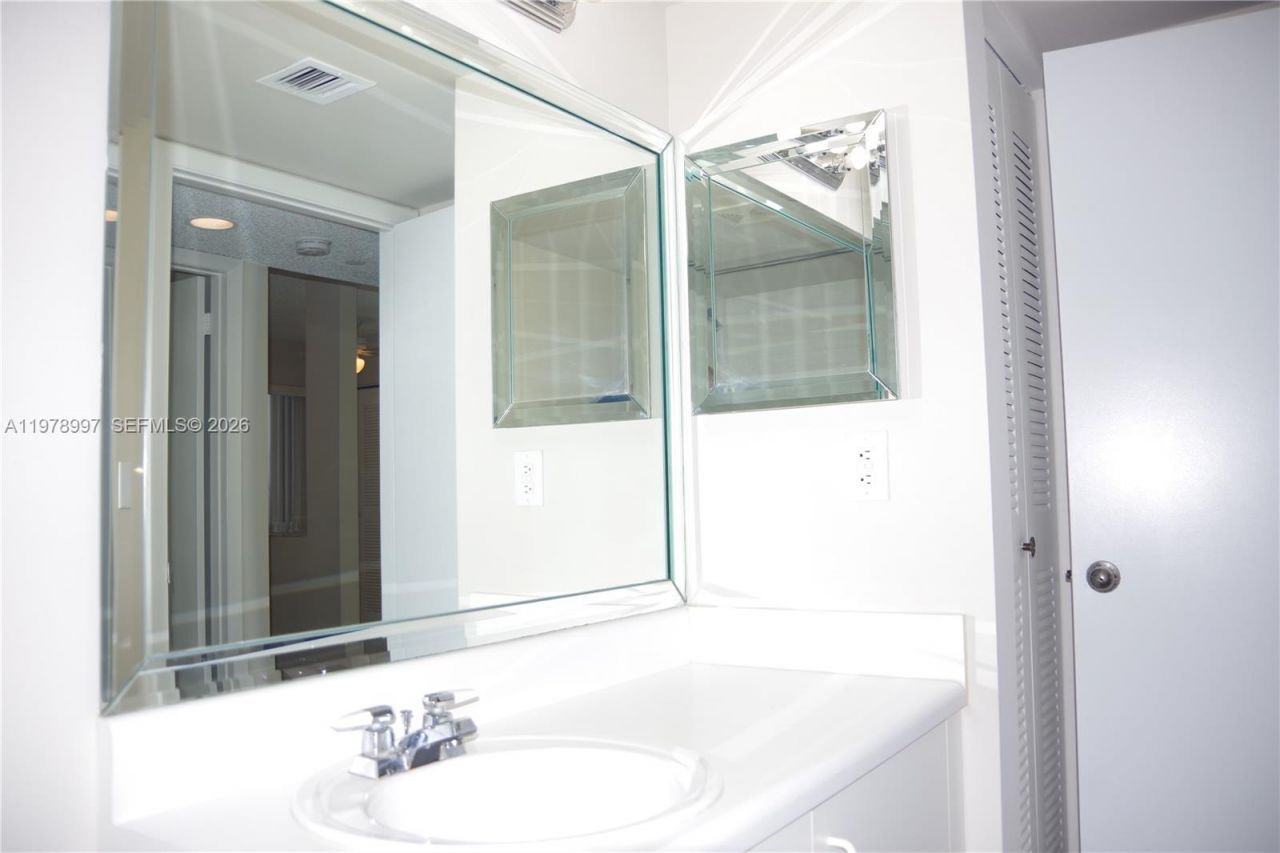 9511 Weldon Cir , Unit G315, Tamarac, FL 33321 Photo