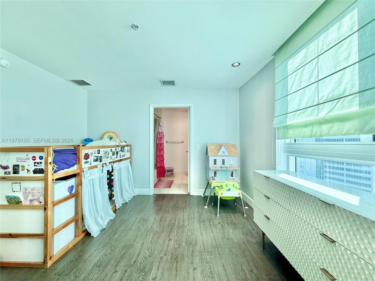 1900 N Bayshore Dr, Unit 2018, Miami, FL 33132 Photo