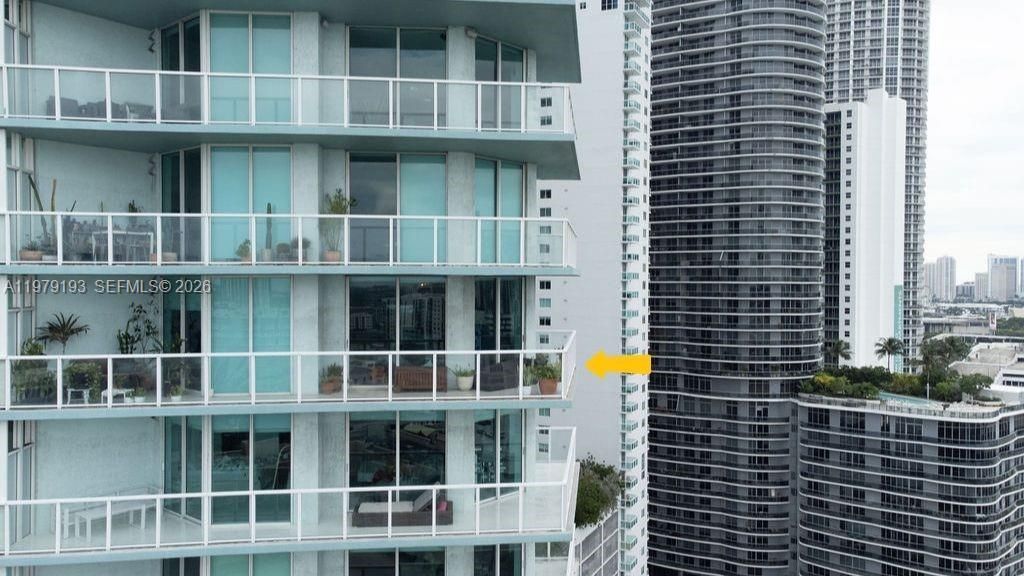 1900 N Bayshore Dr, Unit 2018, Miami, FL 33132 Photo
