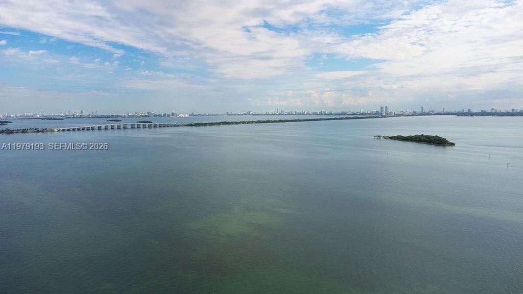 1900 N Bayshore Dr, Unit 2018, Miami, FL 33132 Photo