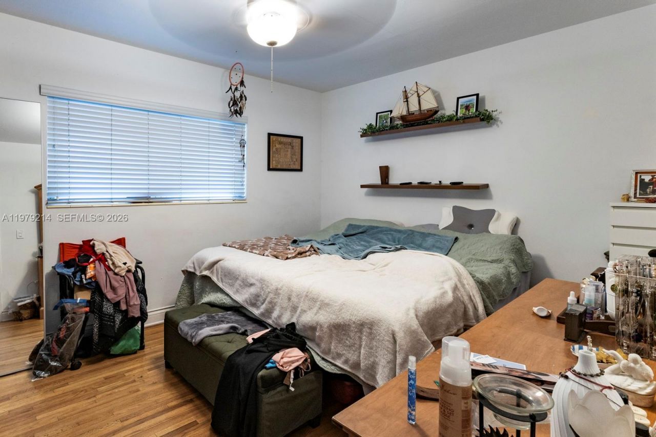 2710 SW 28th Ct, Miami, FL 33133 Photo