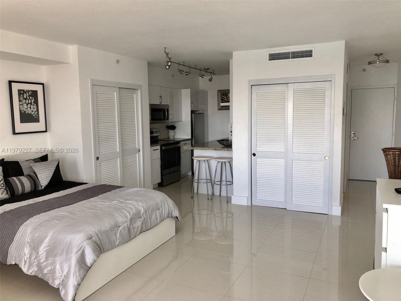 1500 Bay Rd , Unit 1236S, Miami Beach, FL 33139 Photo