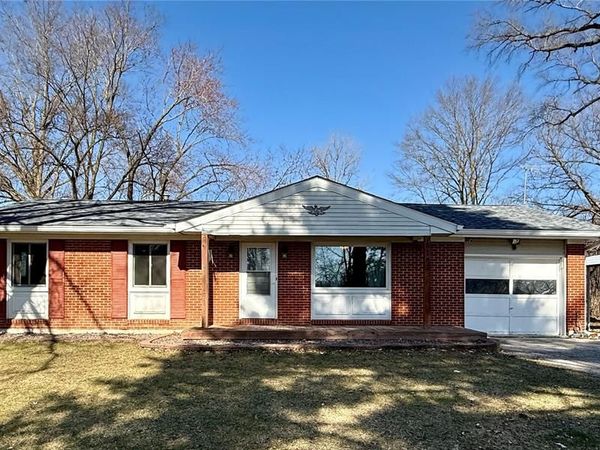 8162 Highway Mm , Hannibal, MO 63401