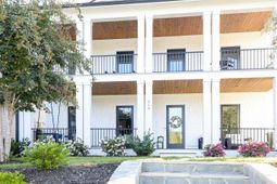 219 Chapin Street photo 4
