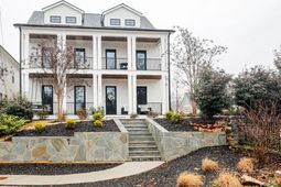219 Chapin Street photo 4