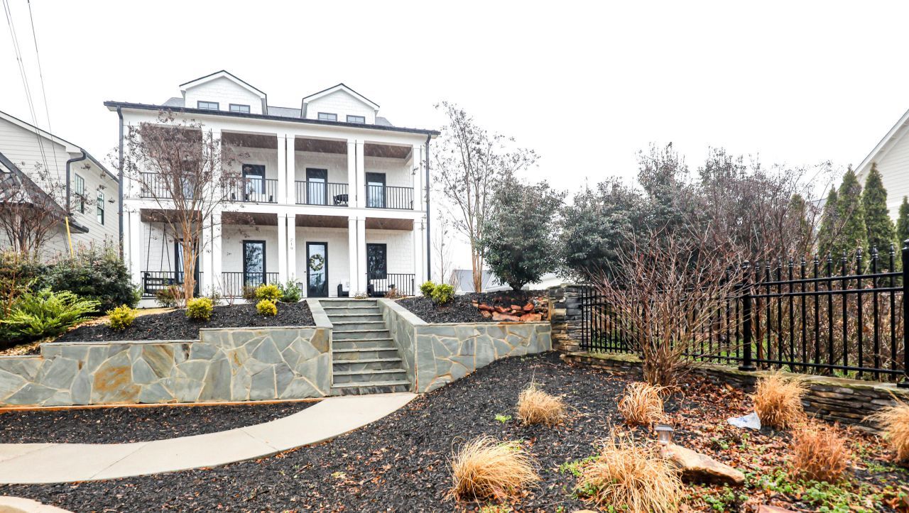 219 Chapin Street Photo 5