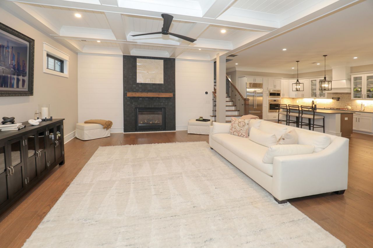 219 Chapin Street Photo 7