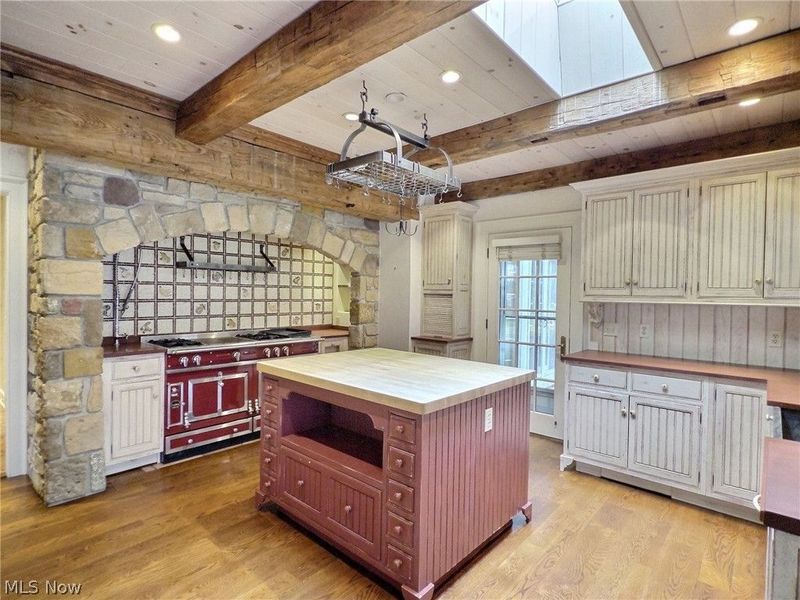 2710 Chesterton Road, Shaker Heights, OH 44122 Photo 6