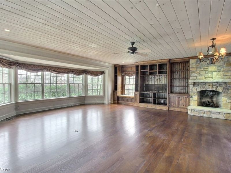2710 Chesterton Road, Shaker Heights, OH 44122 Photo 9