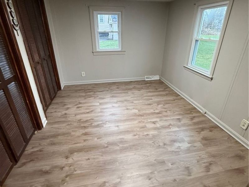 665 Devitt Avenue, Campbell, OH 44405 Photo 8