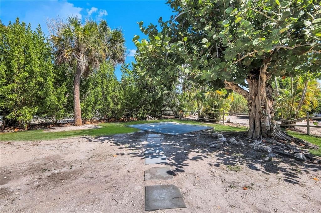746 Cardium St, Sanibel, FL 33957 Photo