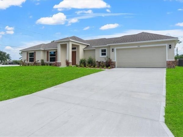 1005 W 11th ST, LEHIGH ACRES, FL 33972